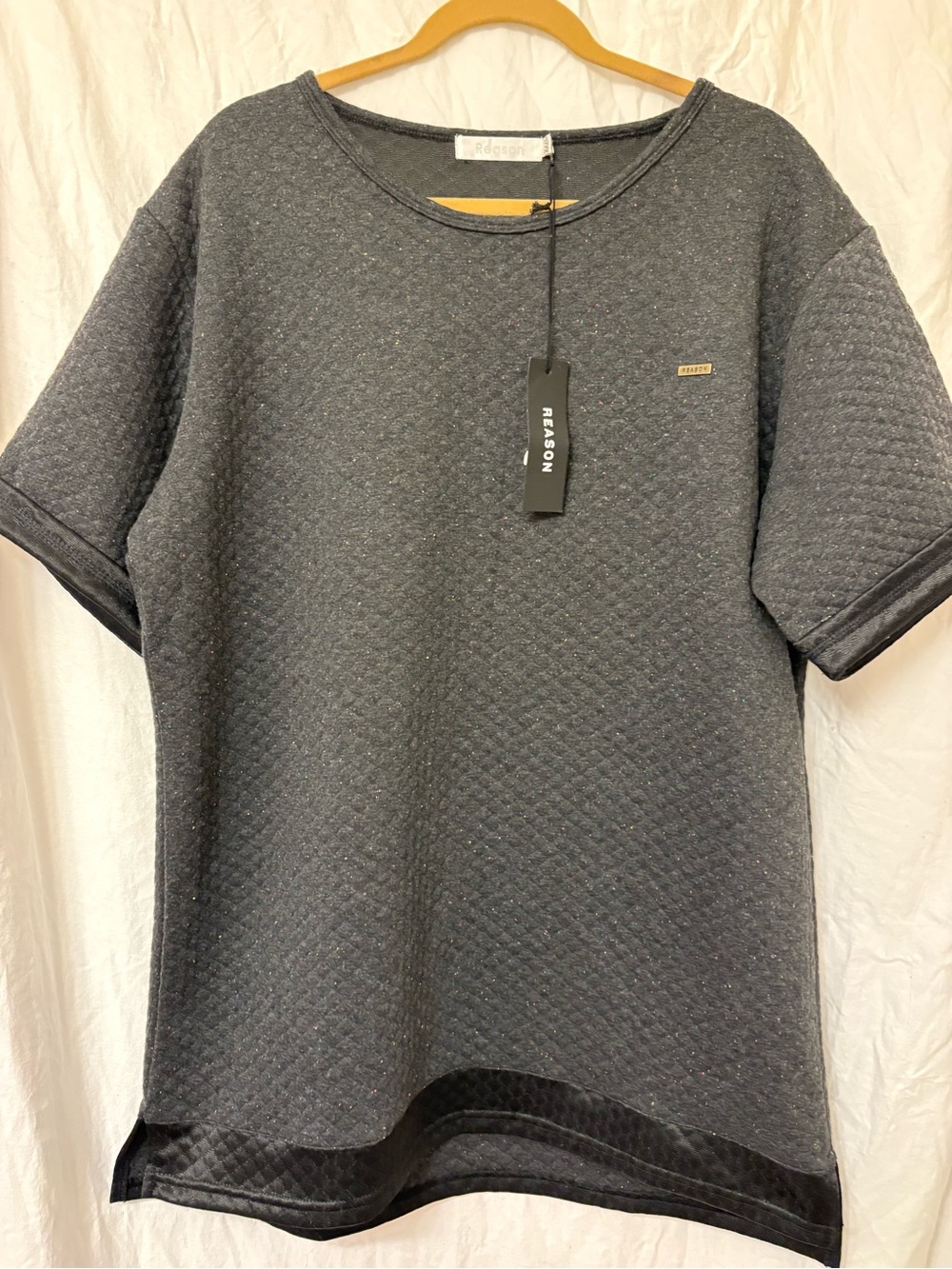 Reason reversible , French Terry top. Unisex size 3X. NWT.